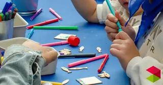 Taller infantil de manualidades en inglés · Santander